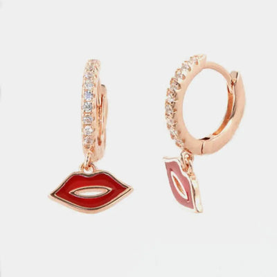 Orecchini in Argento 925 cerchietto con zirconi bianchi e bocca pendente in smalto rosso