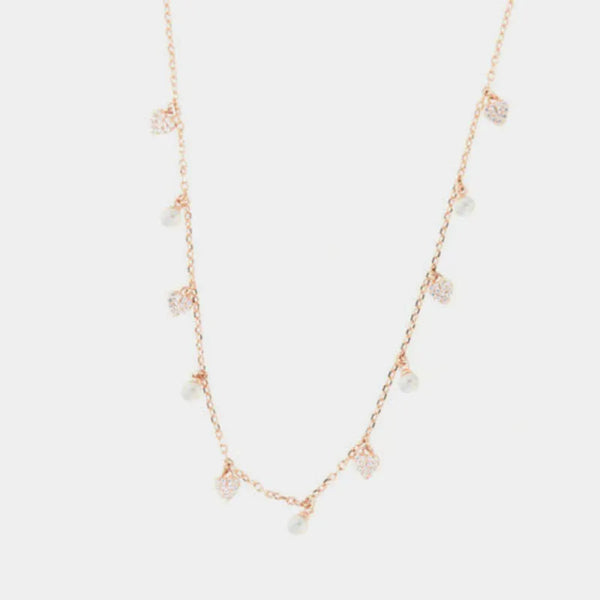 Collana in Argento 925 con pendenti a forma di cuore e perle di acqua dolce con zirconi bianchi
