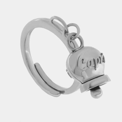 Anello in Acciaio Inossidabile con campanella pendente con scritta Capri | gioielli in acciaio inossidabile | BYSIMON