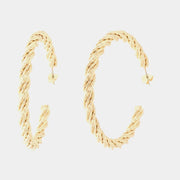 Orecchini in Metallo a cerchio con lavorazione a torciglione