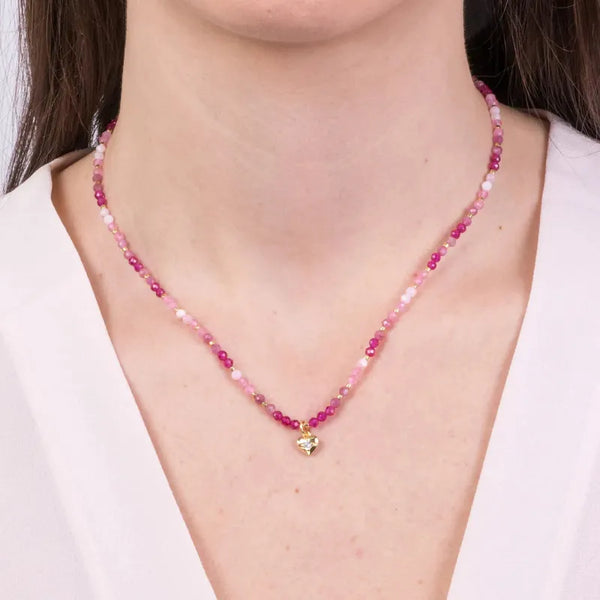 Collana in Metallo con pietre rosa e piccolo cuore