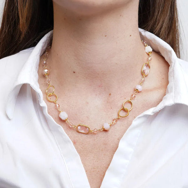 Collana in Metallo con cerchi intrecciati e cristallli rosa - BYSIMON gioielli