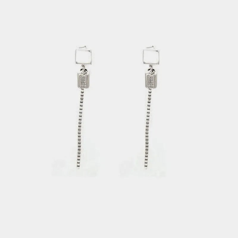 Orecchini in Argento 925  a filo con zirconi