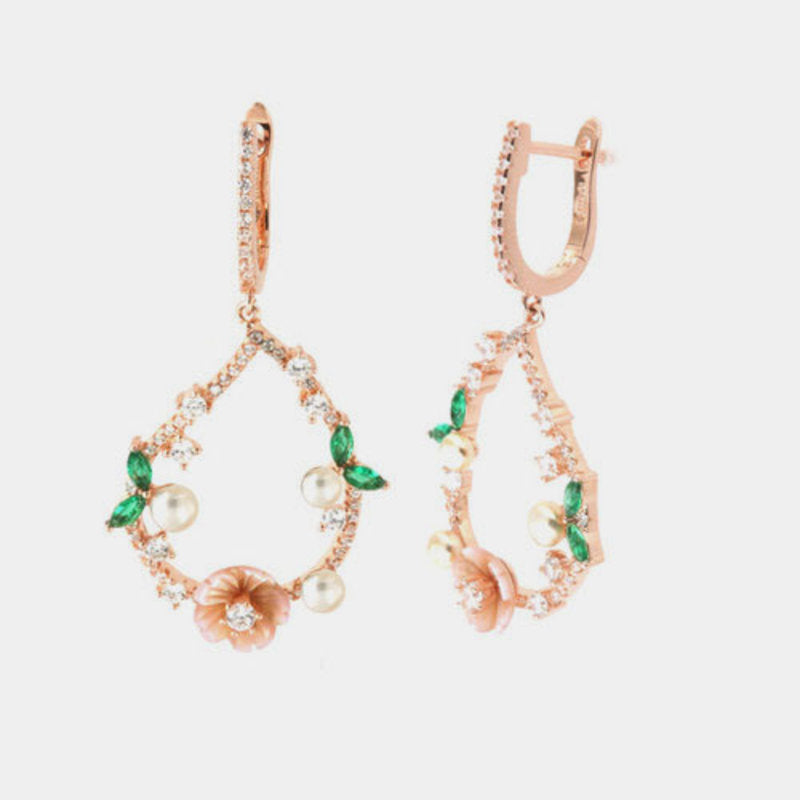 Orecchini in Argento 925 pendenti forma goccia, con perle di fiume, fiori di madreperla con zirconi SIMEONE - gioiello BySimo