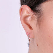 Orecchini in Argento 925 cerchietto con zirconi bianchi e croce con zirconi verdi