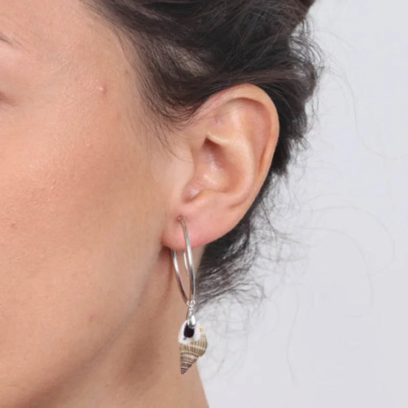 925 Sterling Silver Hoop Earrings with Dangling Shell