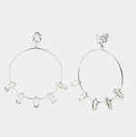 Orecchini in Argento 925 con punto luce bianco a lobo e cerchio pendente impreziosito da serie di cristalli bianchi