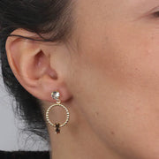 Orecchini in Argento 925 con punto luce bianco a lobo e cerchio pendente con cristallo champagne