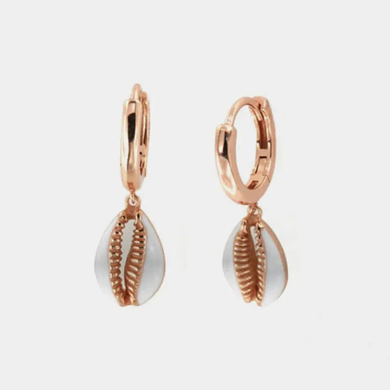 Orecchini in Argento 925 con conchiglia pendente smaltata bianca