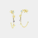 Orecchini in Argento 925 semicerchio con stelle impreziosito da cristalli colorati.