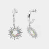 Orecchini in Argento 925 cerchietti con pendenti a forma di sole impreziositi da giro di cristalli multicolore.