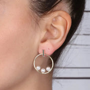 Orecchini in Argento 925 cerchio con trio di perla bianca