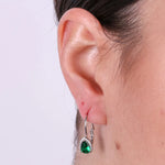 Orecchini in Argento 925 a forma di goccia con zircone verde ghiaccio e zirconi bianchi Collezione Barcellona - BYSIMON gioielli