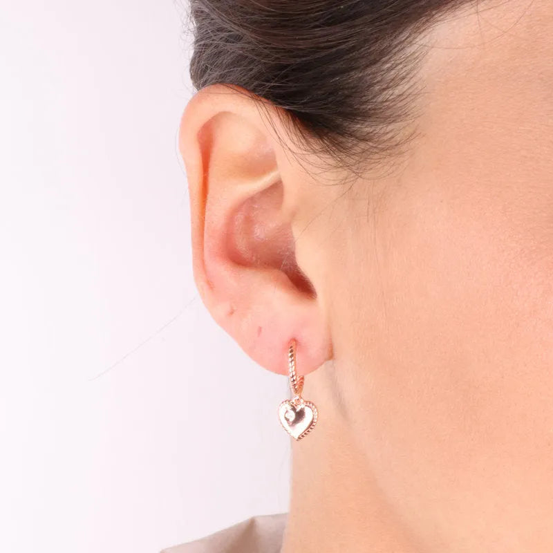 Orecchini in Argento 925 semicerchi con pendente a forma di cuore con dettaglio in zircone bianco