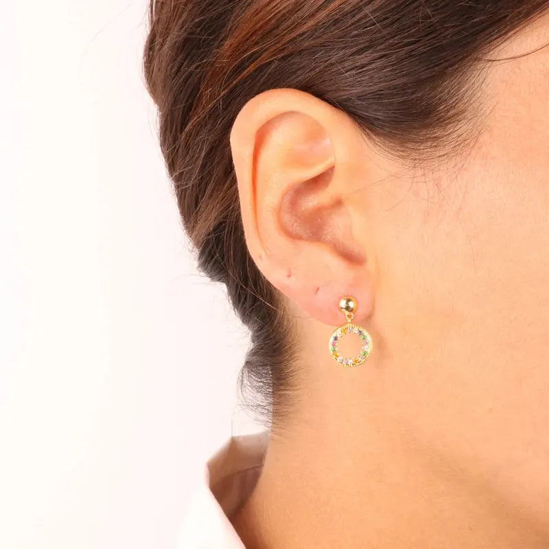 Orecchini in Argento 925 con pendenti a forma di cerchi impreziositi da zirconi multicolor