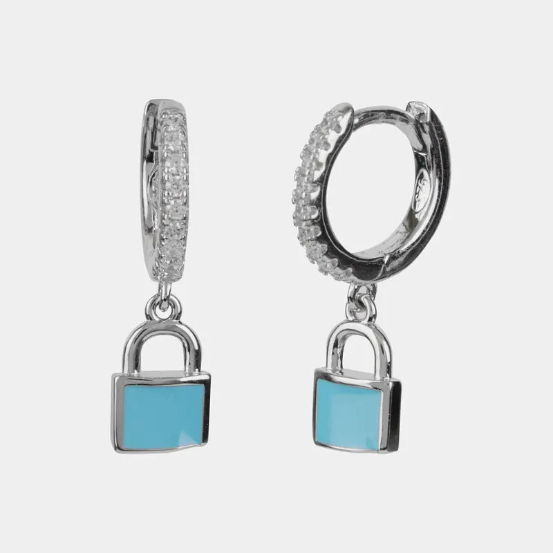 Orecchini in Argento 925 cerchietti impreziositi da zirconi bianchi e pendente a forma di lucchetto smaltato azzurro