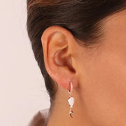 Orecchini in Argento 925 con chiusura a scatto tempestata da zirconi bianchi e palloncino con smalto bianco