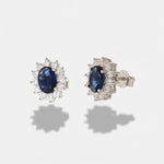 Orecchini in Argento 925 con zirconi bianchi e zircone centrale effetto blu zafiro BYSIMON - gioiello BySimon