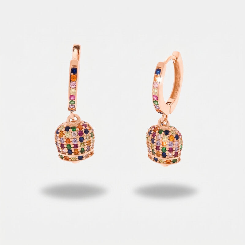 Orecchini in Argento 925 con campanella portafortuna tempestata da zirconi multicolore