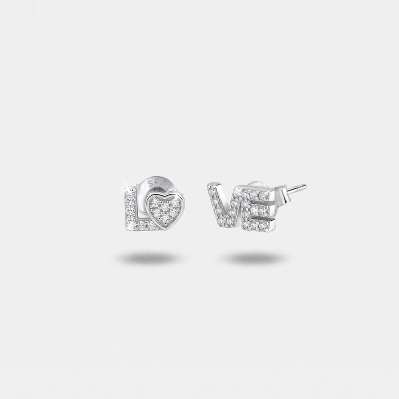 Orecchini in Argento 925 con scritta Love Collezione Barcellona - BYSIMON gioielli