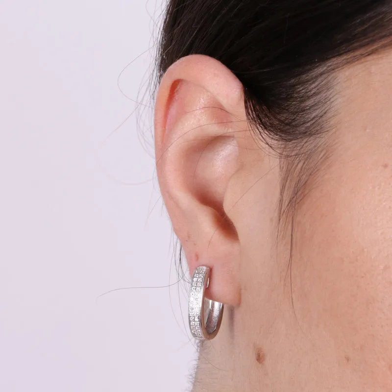 Orecchini in Argento 925 a cerchio con zirconi Collezione Barcellona - BYSIMON gioielli