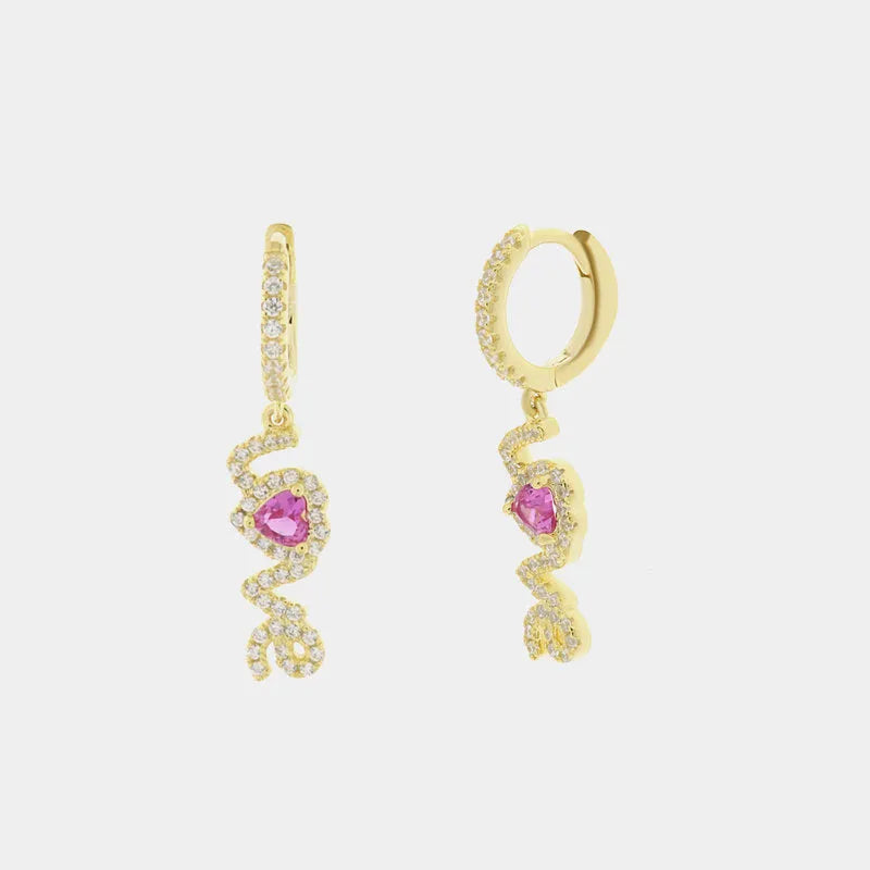 Orecchini in Argento 925 a cerchio con scritta LOVE e cuore rosa