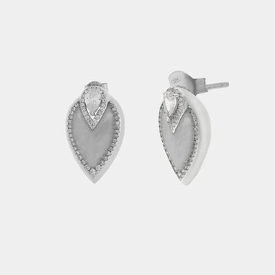 Orecchini in Argento 925 a foglia impreziositi da zirconi e smalto bianco
