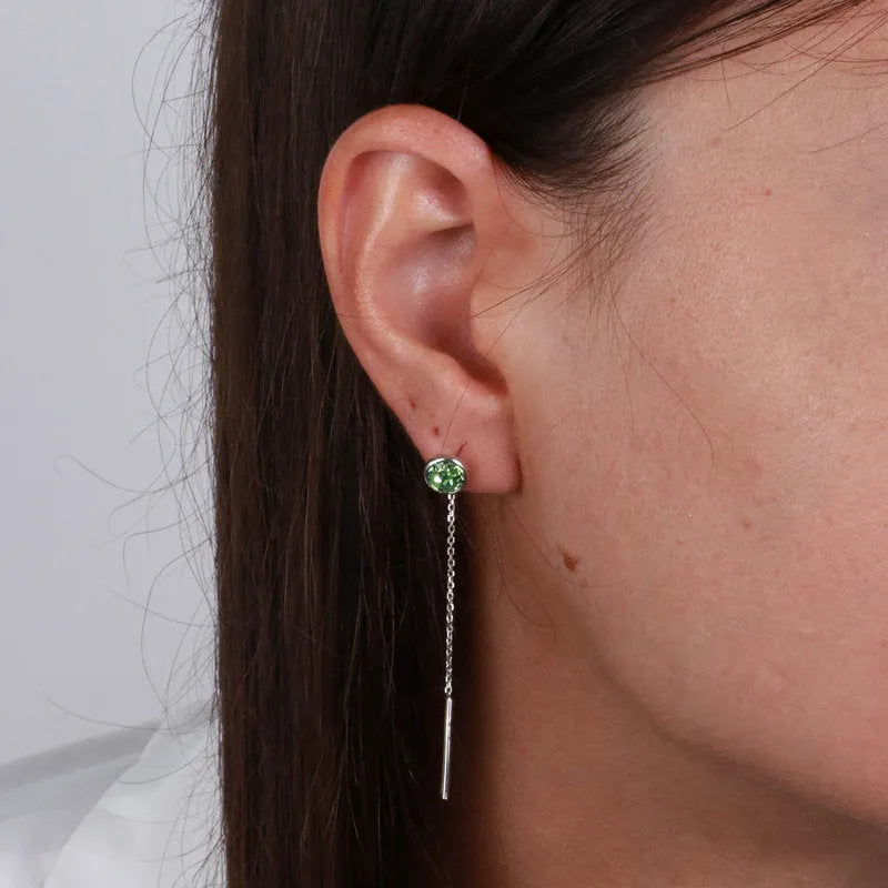 Orecchini in Argento 925 con punto luce verde