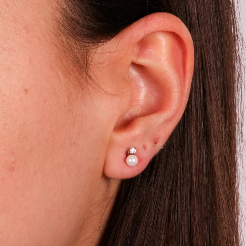 Orecchini in Argento 925 con perla e zircone bianco BYSIMON - gioiello BySimon