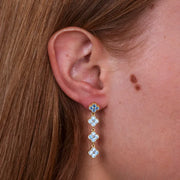 Orecchini in Argento 925 con fiori azzurri pendente