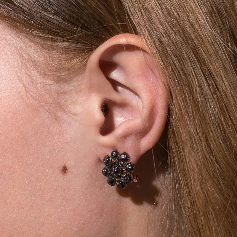 Orecchini in Argento 925 a lobo in stile antico con fiori e zirconi Collezione Novecento - BYSIMON gioielli