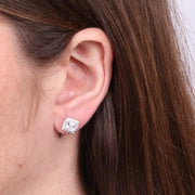 Orecchini in Argento 925  a lobo con zirconi