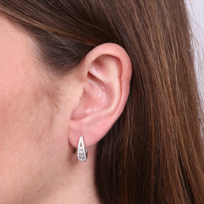 Orecchini in Argento 925 ovale con zirconi