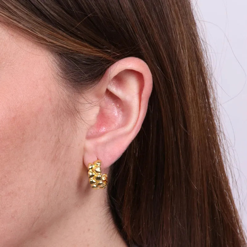 Orecchini in Argento 925 semi cerchio con cuori lucidi