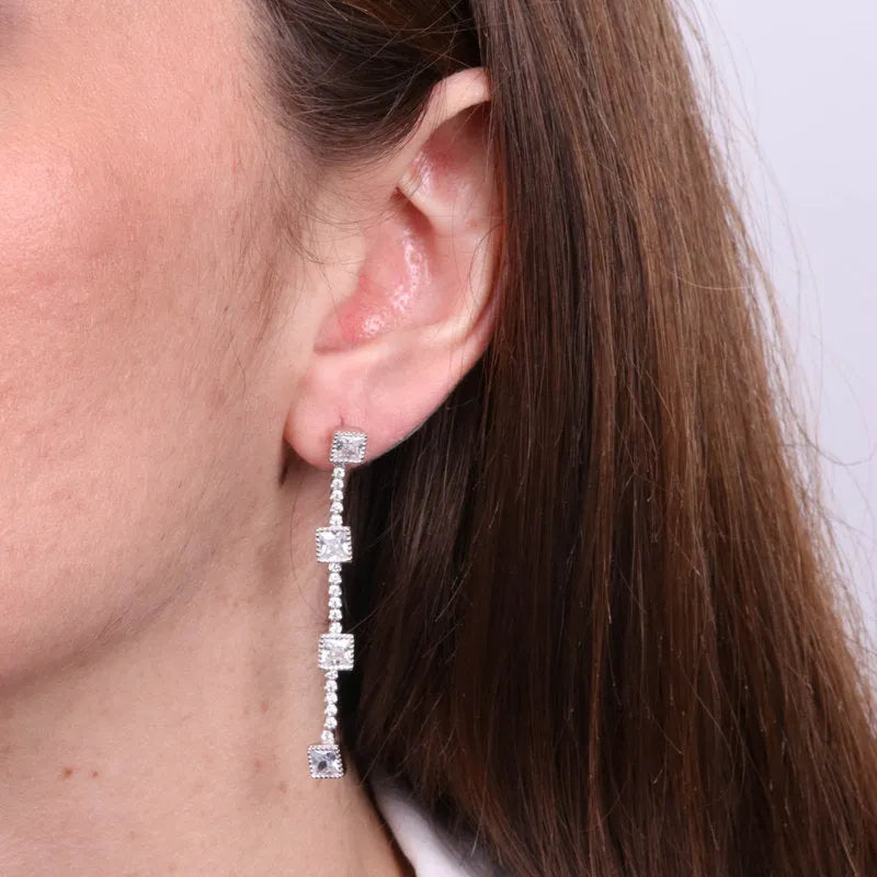 Orecchini in Argento 925 con zirconi pendenti