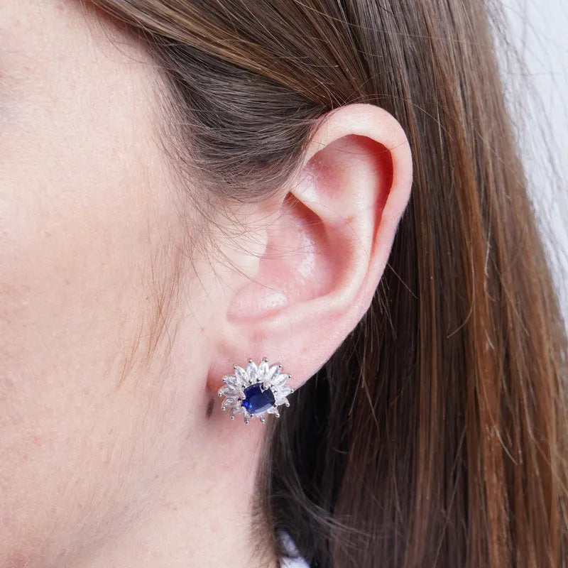 Orecchini in Argento 925 fiore con punto luce blu - BYSIMON gioielli