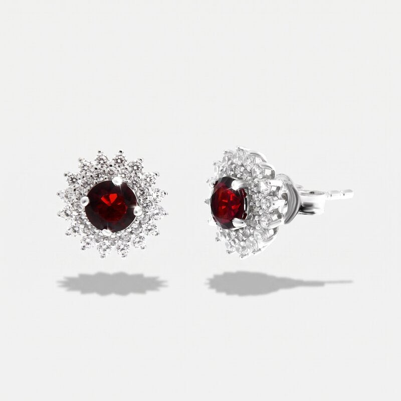 Orecchini in Argento 925 a lobo zirconato con punto luce rosso - BYSIMON gioielli