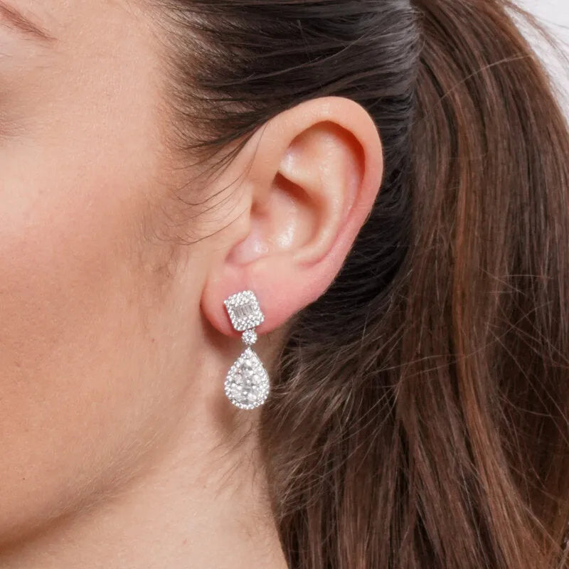 Orecchini in Argento 925 quadrato con goccia pendente
