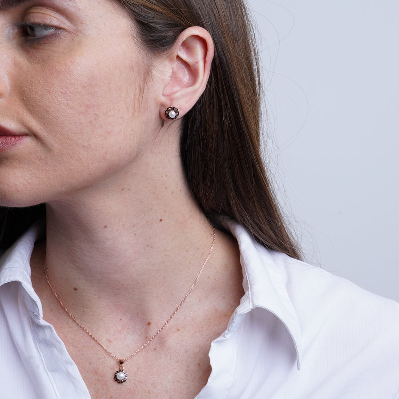 Set in Argento 925 fiore in stile antico con perla Collezione Novecento - BYSIMON gioielli