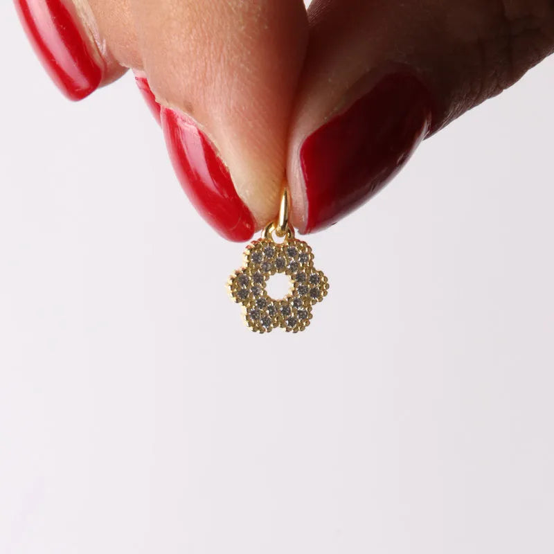Ciondolo in Argento 925 a forma di fiore con zirconi bianchi placcato oro giallo BYS - gioiello BySimon