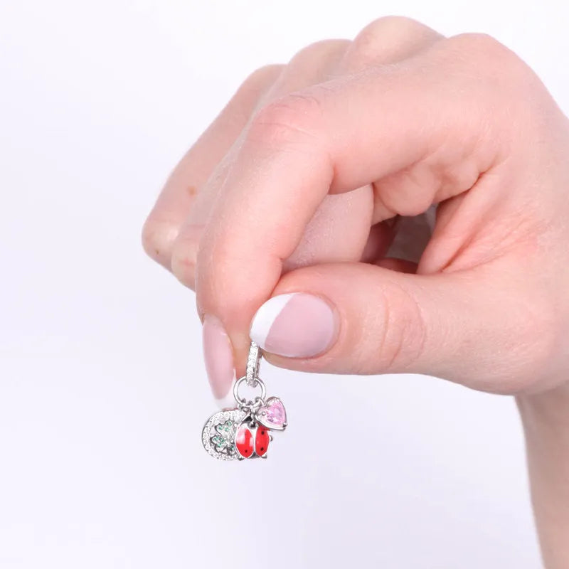 Ciondolo in Argento 925 con coccinella, quadrifoglio e cuore rosa