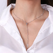 Collana in Argento 925 rosario con croce e perline bianche.