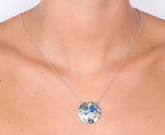 Collana in Argento 925 pendente con cristalli colorati, su piastra martellata