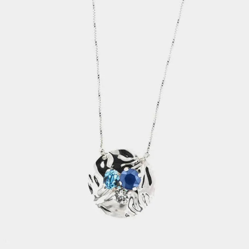 Collana in Argento 925 pendente con cristalli colorati, su piastra martellata