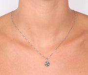Collana in Argento 925 con pendente a forma di nodo  con cristalli bainchi e fume'