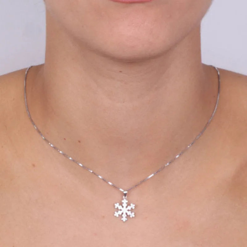 Collana in Argento 925 con fiocco di neve e zirconi bianchi