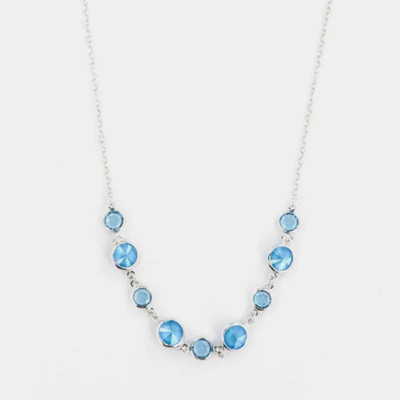 Collana in Argento 925  impreziosita da Cristalli nelle sufmature del verde