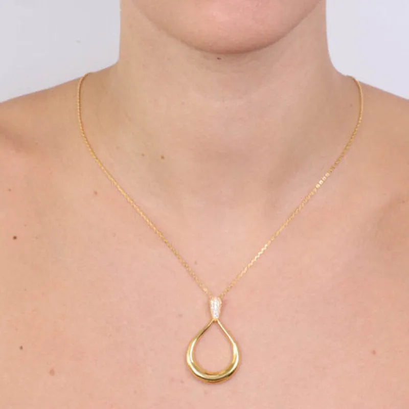 Collana in Argento 925 con pendente a goccia impreziosito da inserto a zirconi bianchi
