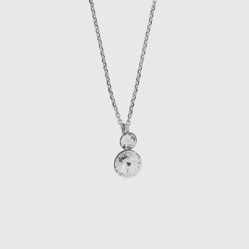 Collana in Argento 925 con doppio punto luce di cristalli bianchi pendenti.