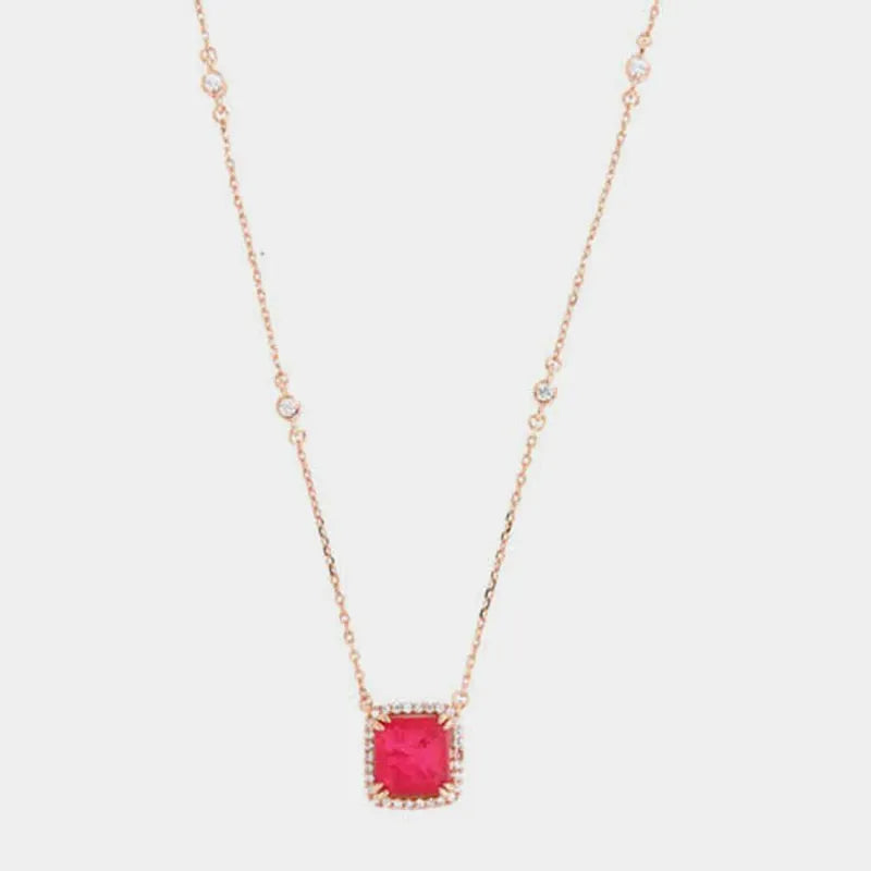 Collana in Argento 925 con zircone rubino pendente impreziosito da zirconi bianchi